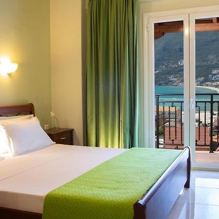 Liotrivi Apartments Vassiliki Esterno foto
