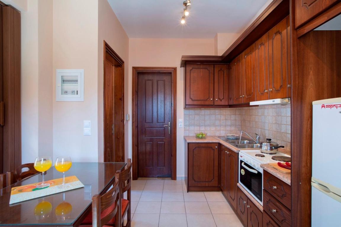 Liotrivi Apartments Vassiliki Esterno foto